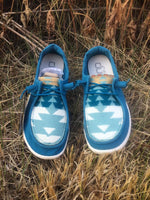 Buckaroo Dudes - Women's size 9 - Teal